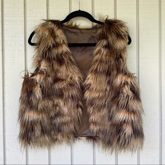 Icing Tops - Fun Feux Fur Party Vest Women’s M